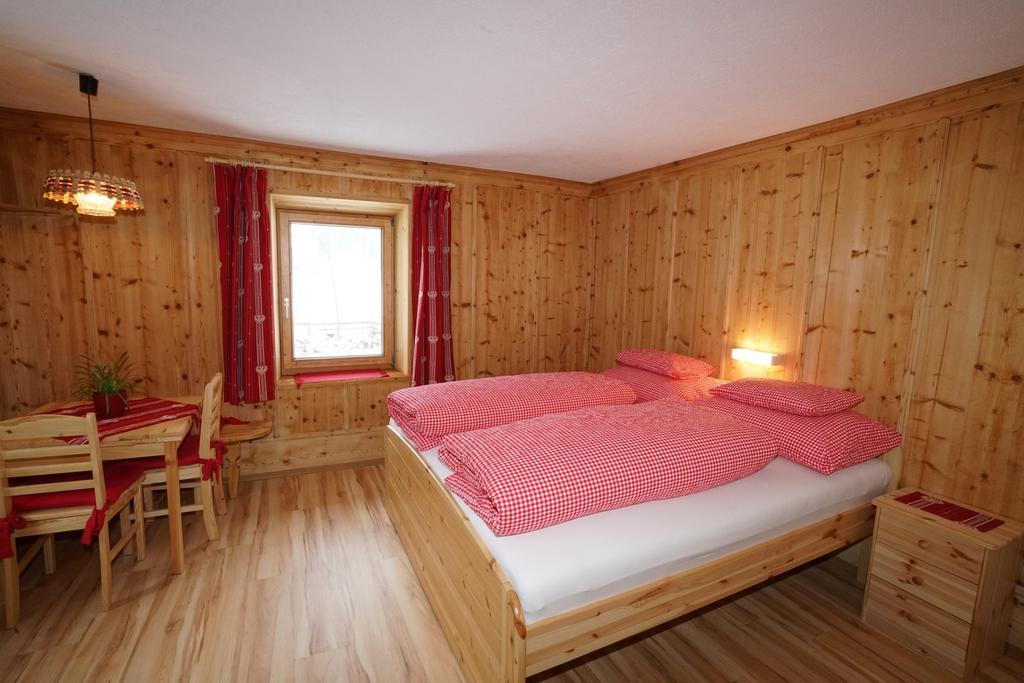 Haus Ruetzbach Apartment Neustift im Stubaital Room photo